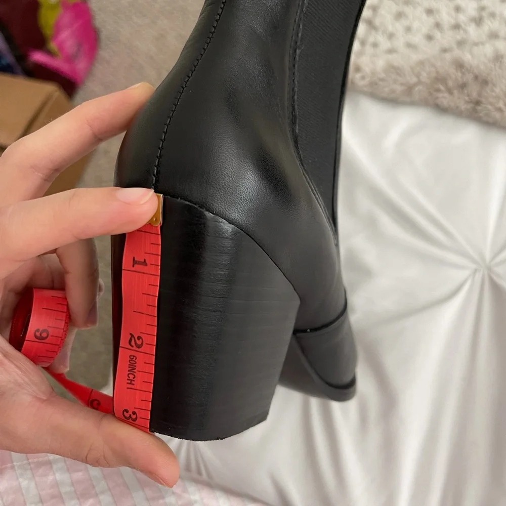 Steve Madden Black Leather Booties - Picture 5 of 6